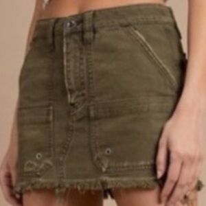 NWT Free People Distressed Green Skirt Sz 31